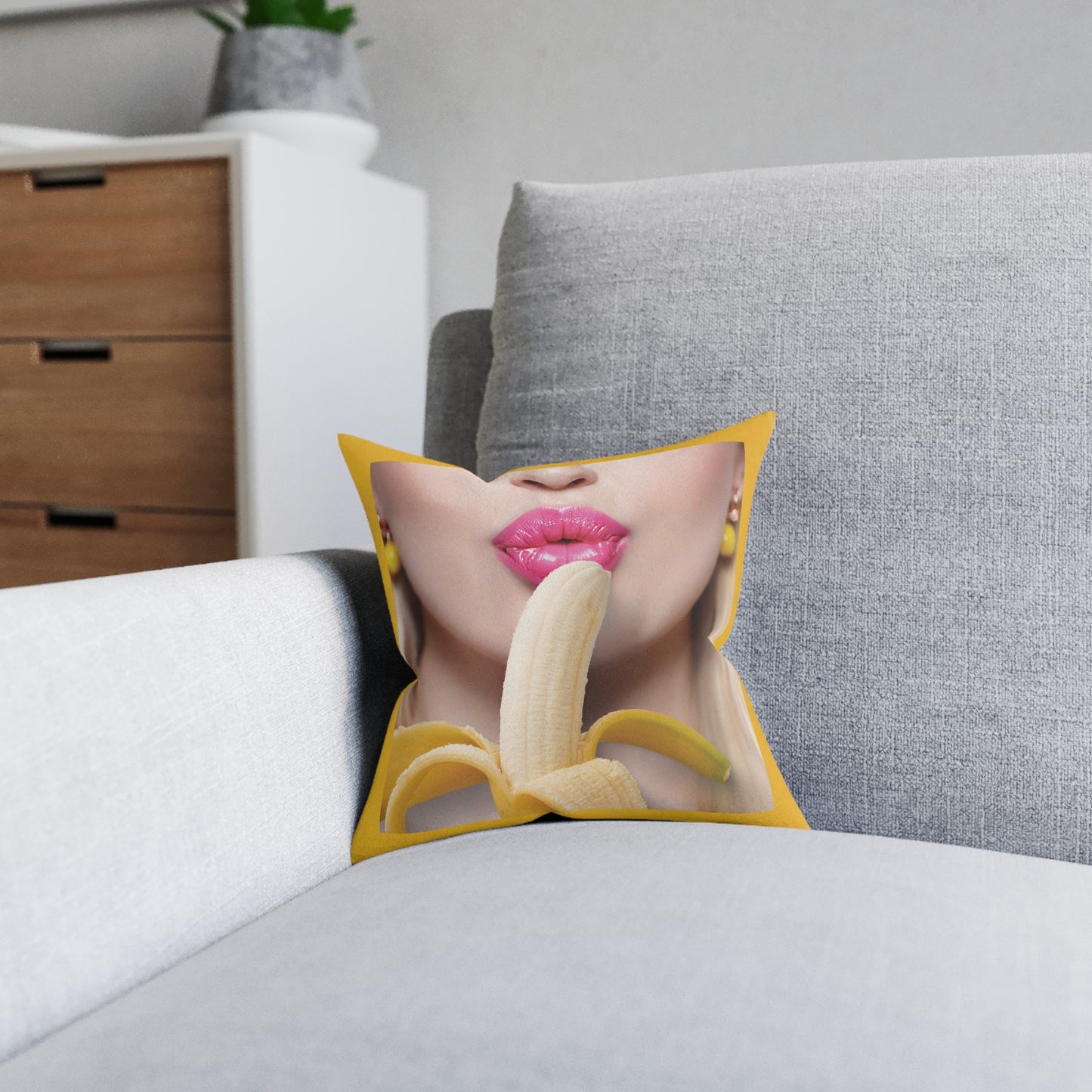 Pink Mouth pillow III.