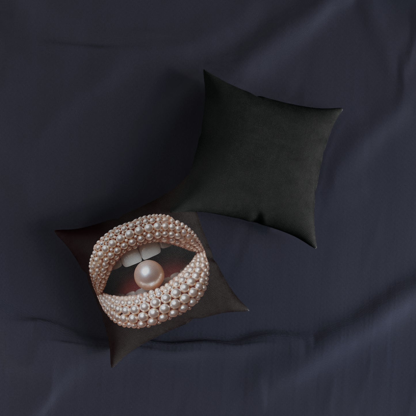 Pearl Mouth pillow