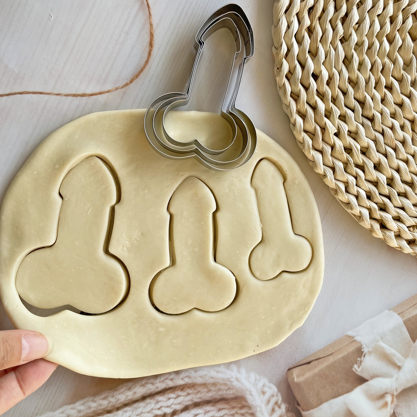 3pcs Stainless Steel Biscuit Mold Set - Funny Tintin Shapes for Cookies & Candies, Perfect for Valentine's Day Baking